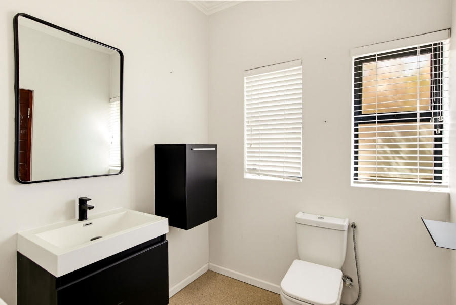 4 Bedroom Property for Sale in Croydon Vineyard Estate Western Cape